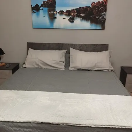 Simply Apartment *